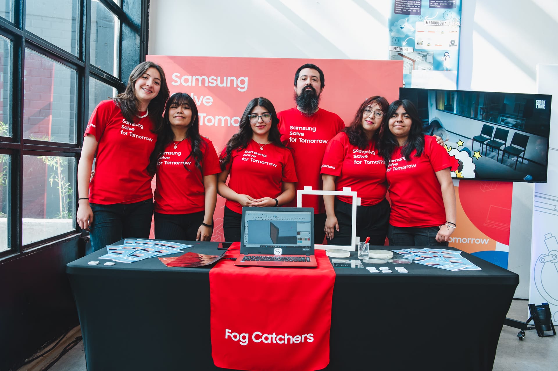 Estudiantes participando en Samsung Solve for Tomorrow